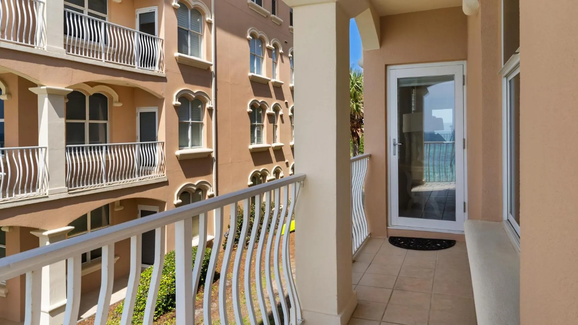 Monterey Condos B202 Panama City Beach USA